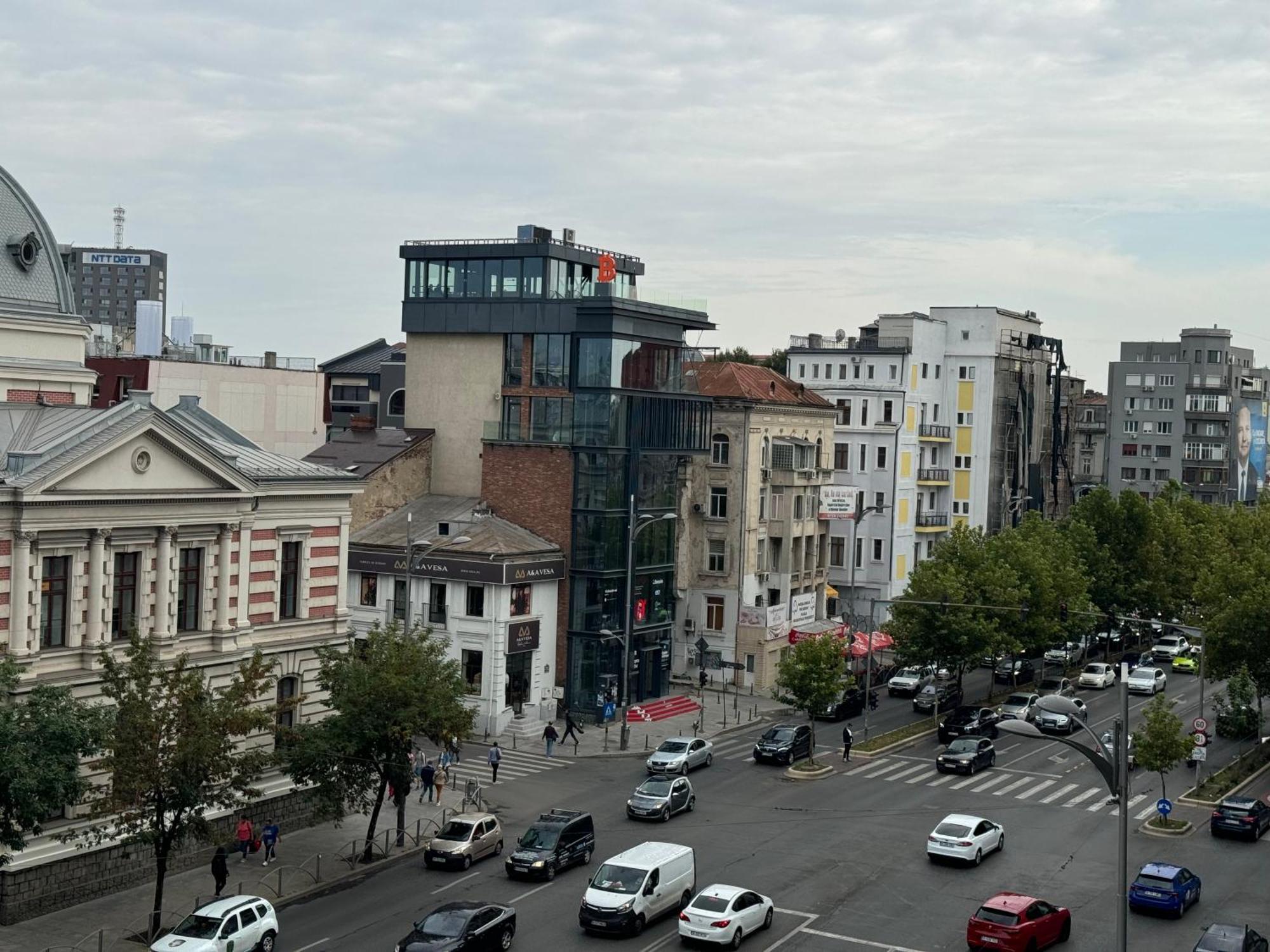 Airy & Beautiful Downtown Apartment Bükreş Dış mekan fotoğraf